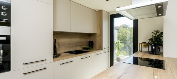 3 غرف نوم بانتهاوس في Nueva Andalucia, Spain رقم 293682 9