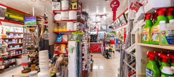 1 room Commercial property in Rome, Italy No. 67974 4