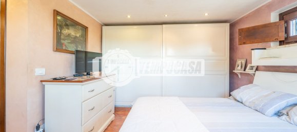 Propiedad comercial de 8 habitaciónes en Fiumicino, Italy No. 275890 11