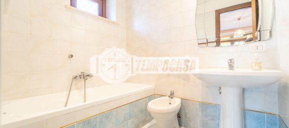 Propiedad comercial de 8 habitaciónes en Fiumicino, Italy No. 275890 10