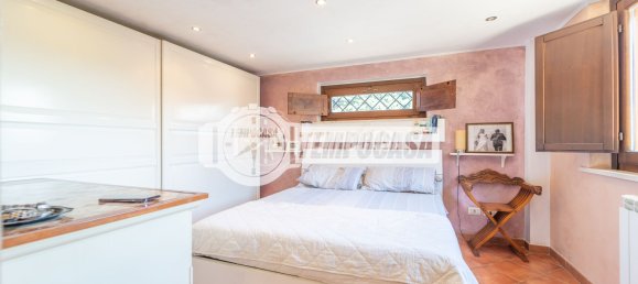 Propiedad comercial de 8 habitaciónes en Fiumicino, Italy No. 275890 26