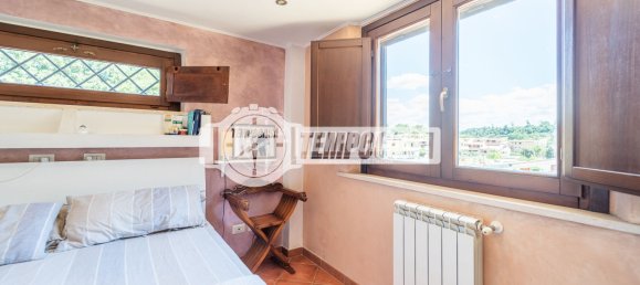 Propiedad comercial de 8 habitaciónes en Fiumicino, Italy No. 275890 3