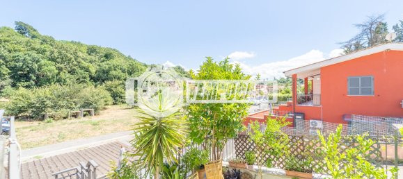 Propiedad comercial de 8 habitaciónes en Fiumicino, Italy No. 275890 37