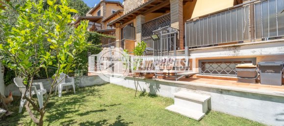 Propiedad comercial de 8 habitaciónes en Fiumicino, Italy No. 275890 40