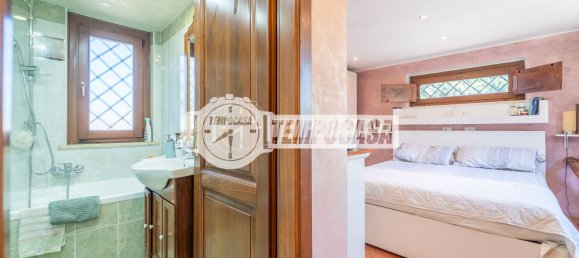 Propiedad comercial de 8 habitaciónes en Fiumicino, Italy No. 275890 27