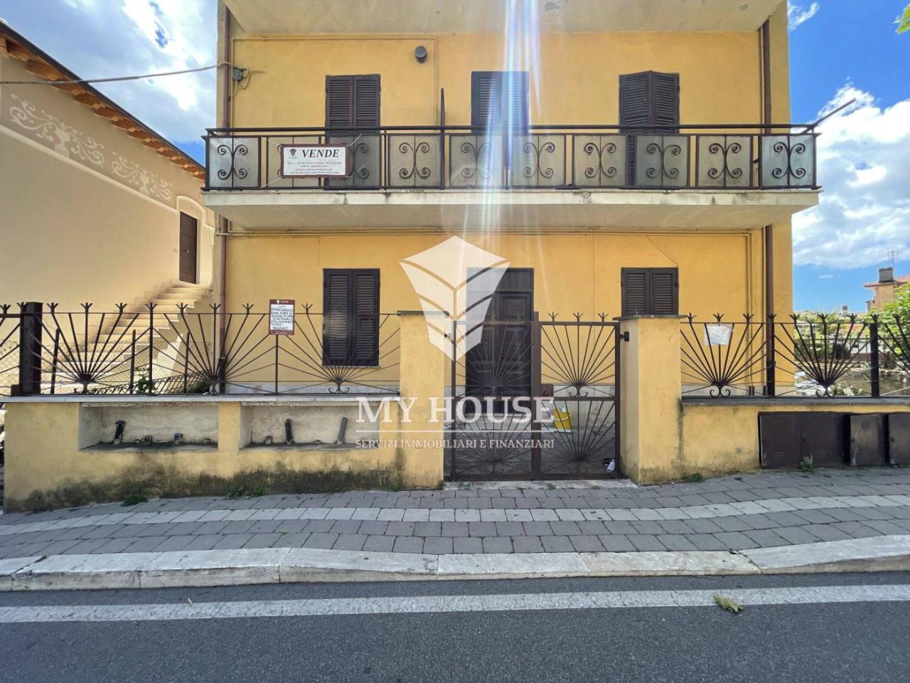 3-Zimmer Wohnung in Cave, Italy, Nr. 36267