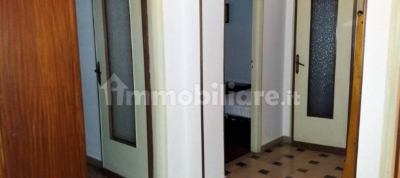 2 bedrooms Apartment in Turin, Italy No. 202443 12