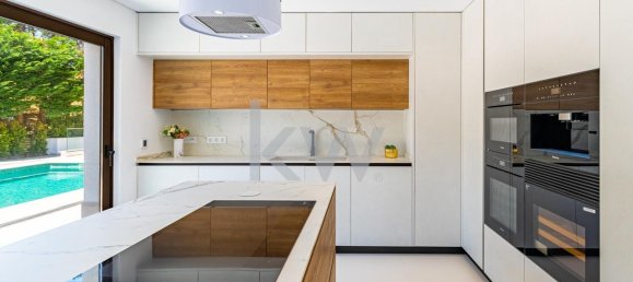 4 bedrooms Villa in Almada, Portugal No. 146148 19