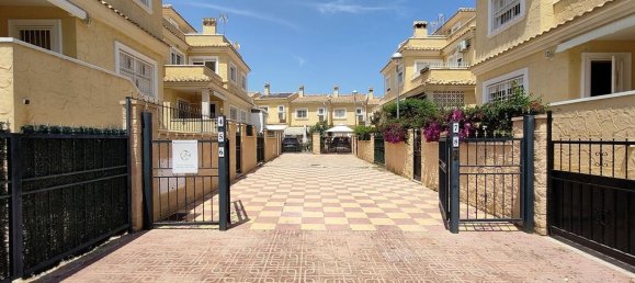 4 Schlafzimmer Stadthaus in Torrevieja, Spain, Nr. 148922 3