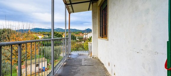 Квартира с 4 комнатами в Лампореккьо, Италия № 75647 5