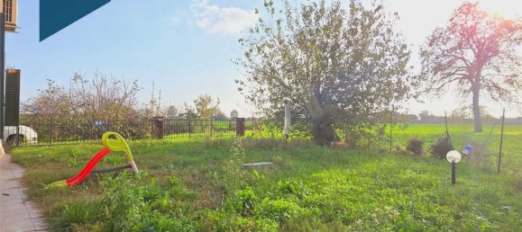 5 bedrooms House in Caorso, Italy No. 365263 21