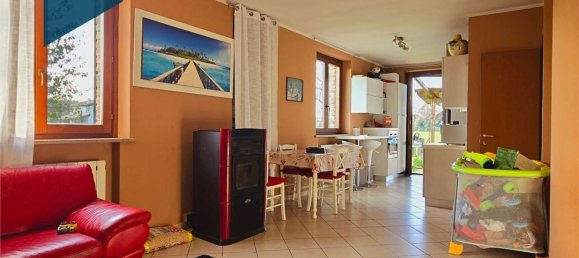 5 bedrooms House in Caorso, Italy No. 365263 7