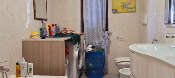 5 bedrooms House in Caorso, Italy No. 365263 13