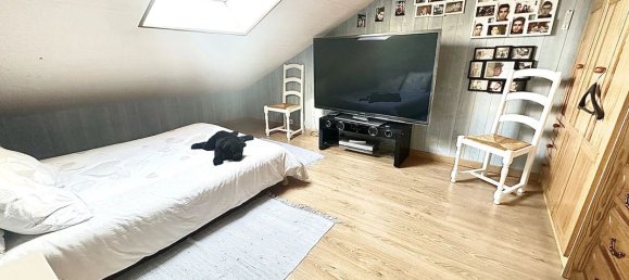 9 rooms House in Suippes, France No. 225435 6