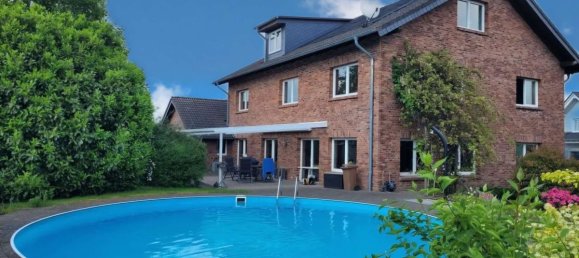 7 chambres Maison de ville à Rhein-Sieg, Germany No. 297115 2