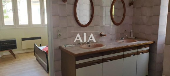 Casa de 4 dormitorios en Charente, France No. 334425 8