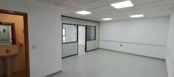 115m² Commercial property in San Gines, Spain No. 155137 24