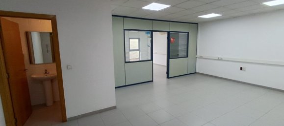 115m² Commercial property in San Gines, Spain No. 155137 4