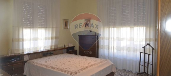 8-salle Maison à Vittoria, Italy No. 275267 28