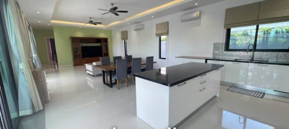 4 bedrooms Villa in Cha-am, Thailand No. 24152 4