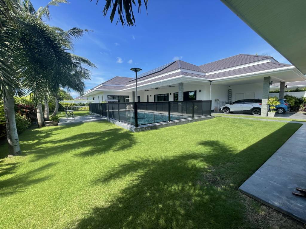 4 chambres Villa à Cha-am, Thailand No. 24152