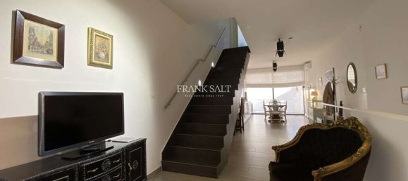 3 bedrooms House in Sliema, Malta No. 9638 5