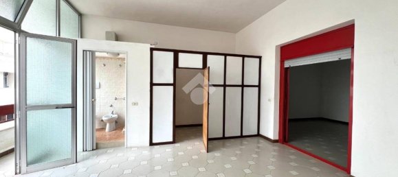 Квартира с 2 спальнями в Челье Мессапика, Италия № 117230 13