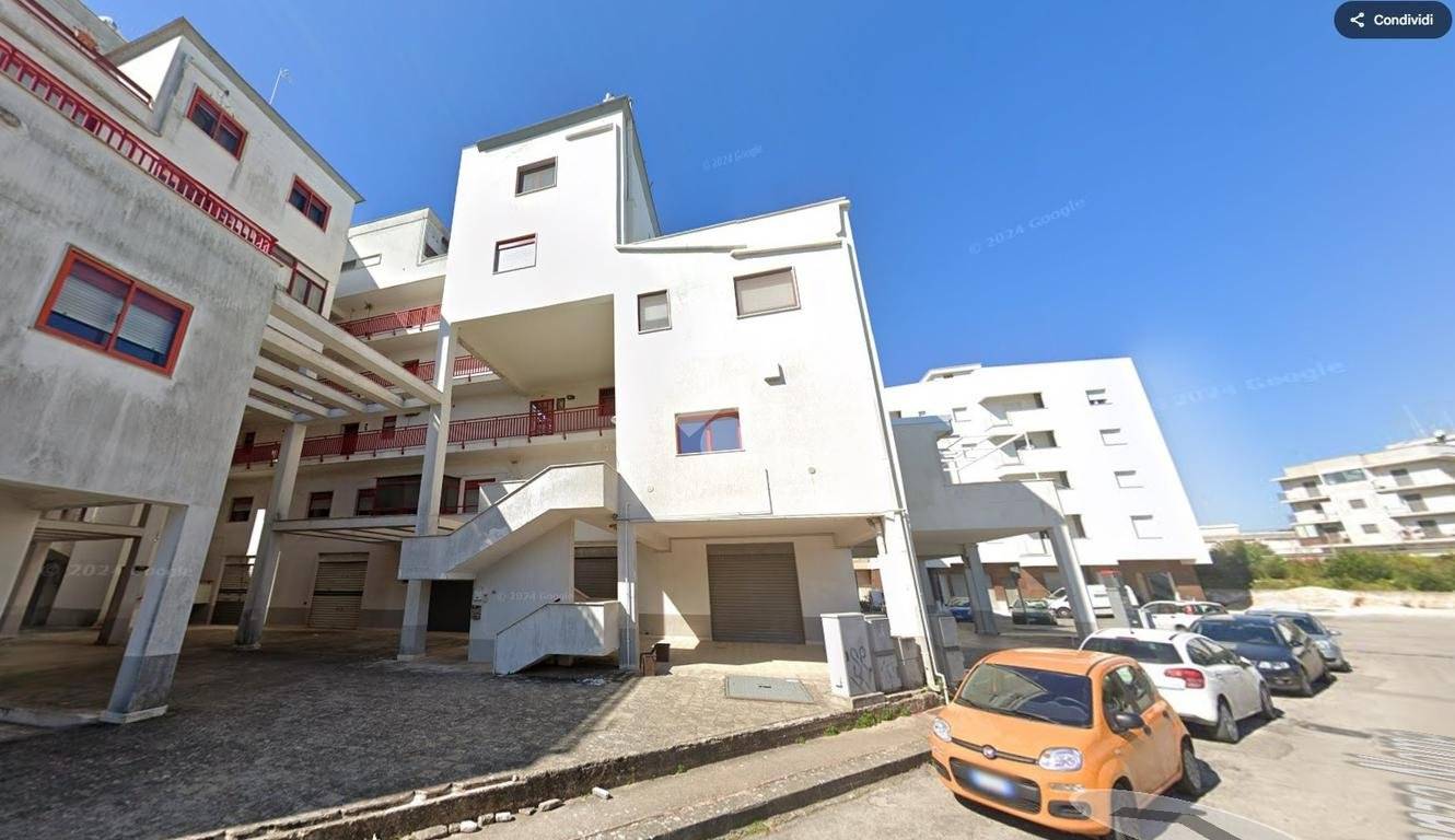 Квартира с 2 спальнями в Челье Мессапика, Италия № 117230