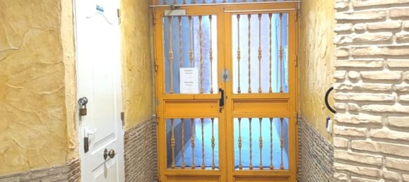 Apartamento de 2 dormitorios en Torrevieja, Spain No. 153779 4