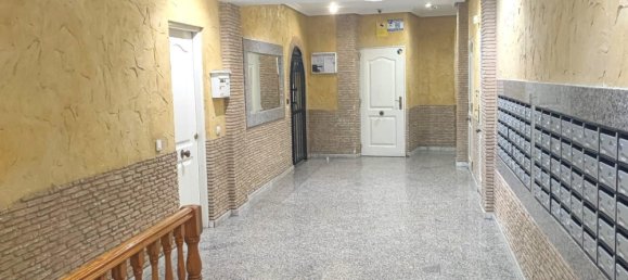 Apartamento de 2 dormitorios en Torrevieja, Spain No. 153779 5