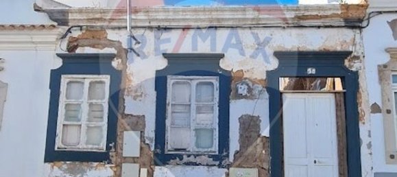 3 bedrooms House in Faro, Portugal No. 170829 4