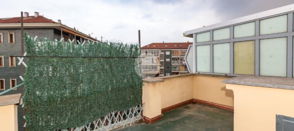 2-Zimmer Penthouse in Turin, Italy, Nr. 69860 10