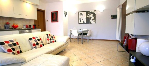 1 Schlafzimmer Wohnung in Caronno Pertusella, Italy, Nr. 2595 12