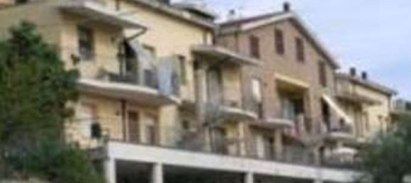 3غرفة شقة في Montecalvo in Foglia, Italy رقم 87964 2