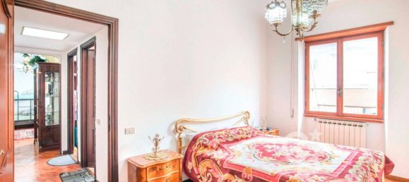 2-salle Appartement à Rome, Italy No. 70609 28