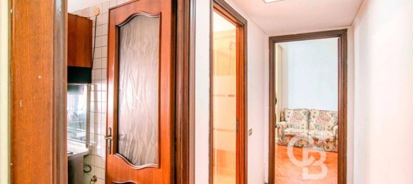 2-salle Appartement à Rome, Italy No. 70609 18