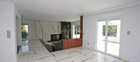 5 bedrooms Townhouse in Marbella, Spain No. 119427 39
