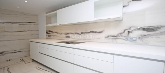 5 bedrooms Townhouse in Marbella, Spain No. 119427 27