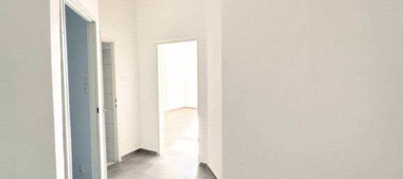 2 rooms Apartment in Josefstadt, Austria No. 179039 6