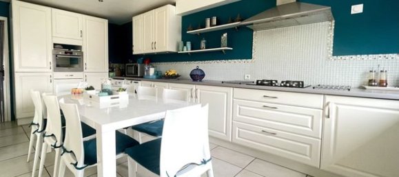 5 bedrooms Villa in Haute-Garonne, France No. 289149 11