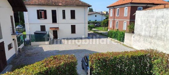 2 Schlafzimmer Villa in Rovellasca, Italy, Nr. 3283 2