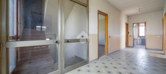 16 rooms House in Bibbiano, Italy No. 22886 18