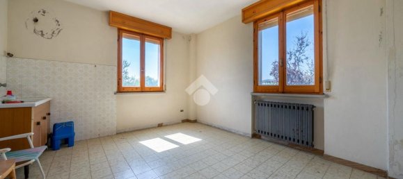 16 rooms House in Bibbiano, Italy No. 22886 31