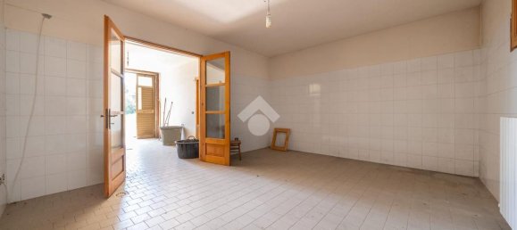 16 rooms House in Bibbiano, Italy No. 22886 33