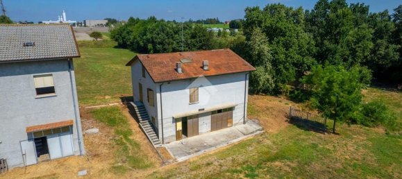 16 rooms House in Bibbiano, Italy No. 22886 24