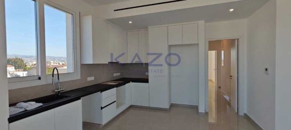 3 bedrooms Penthouse in Kato Polemidia, Cyprus No. 68043 11