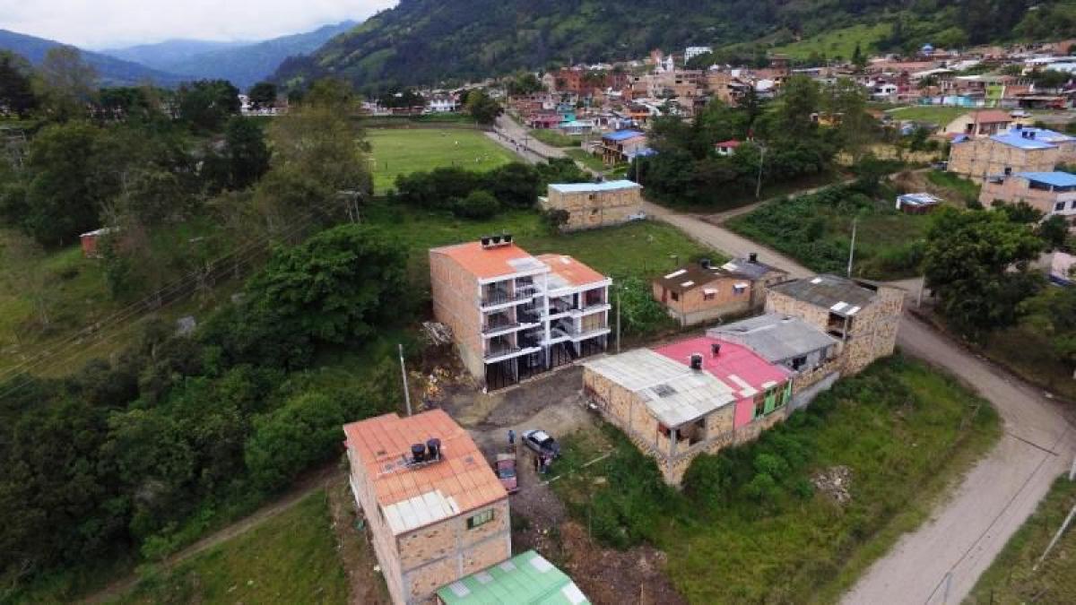 3 bedrooms House in Cundinamarca, Colombia No. 8980