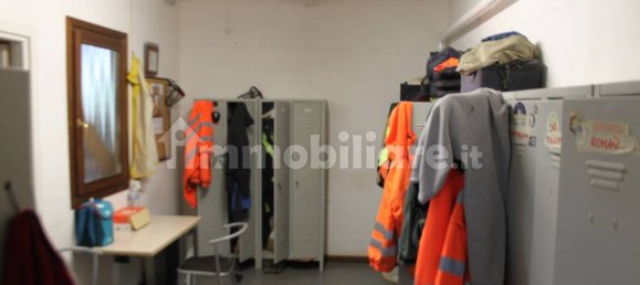 2 rooms Warehouse in Venice, Italy No. 294837 3