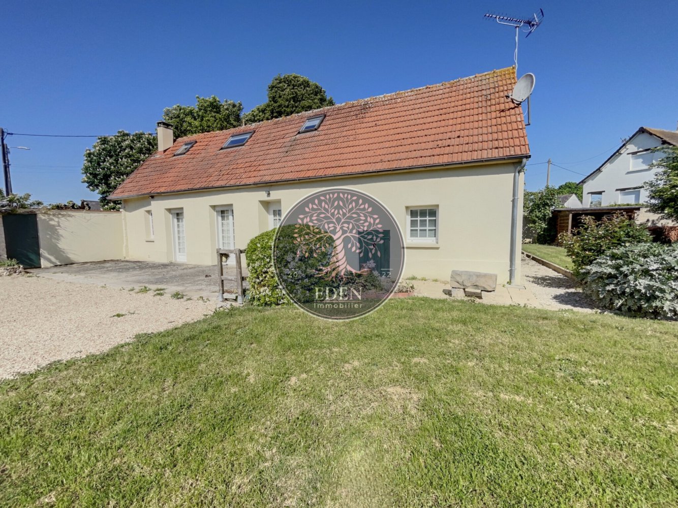 3 bedrooms House in Garancieres-en-Drouais, France No. 233728