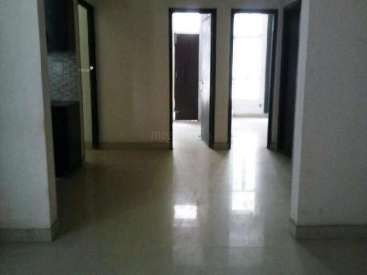 2 bedrooms House in Ghaziabad, India No. 55295